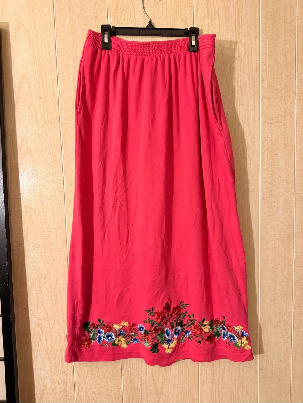 Bechamel Bright Red Pink Floral Embroidered Button-Front Cardigan Set